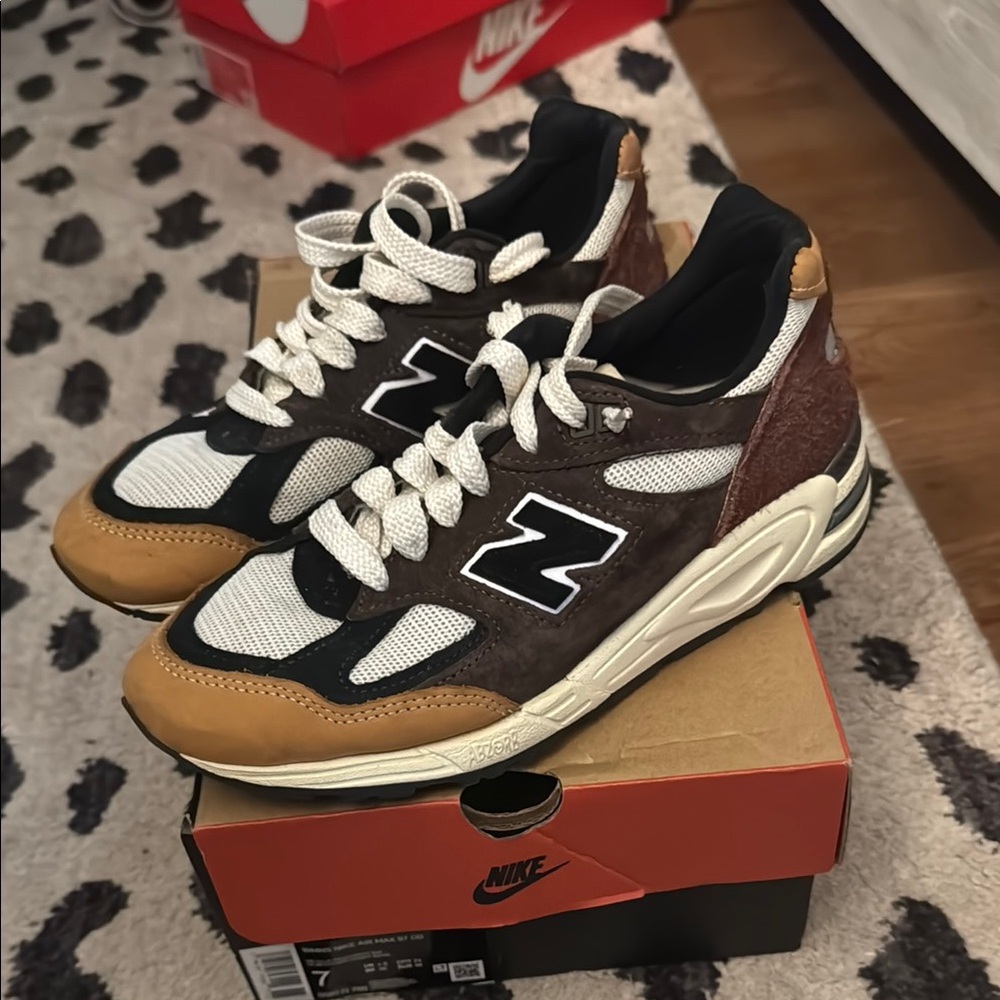New Balance Men's Multicolor Sneakers